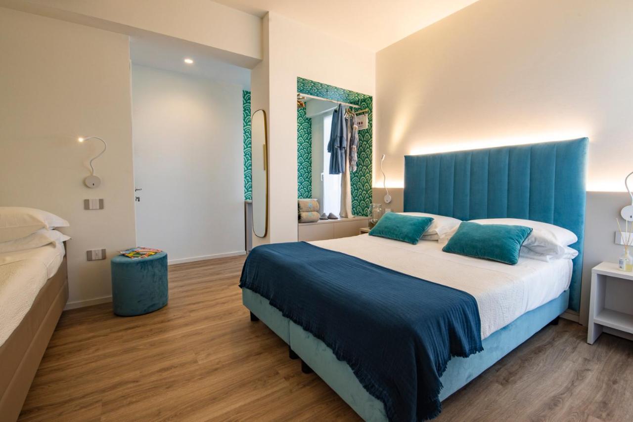 Una Hotels Imperial Beach Hotel Marotta Luaran gambar