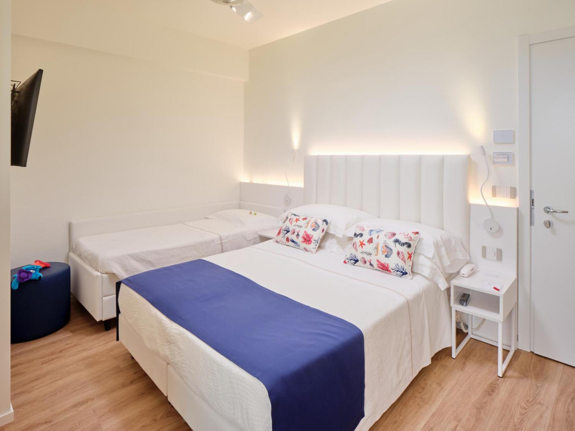 Una Hotels Imperial Beach Hotel Marotta Luaran gambar