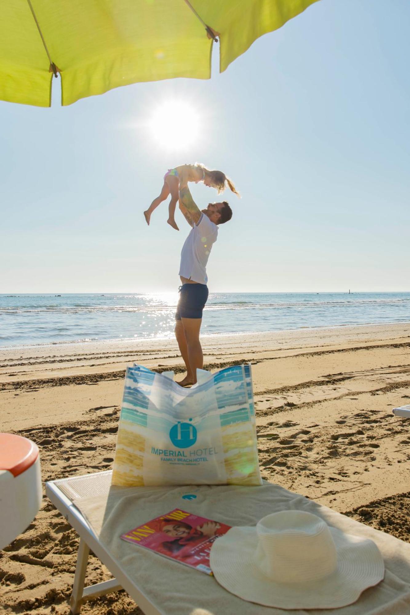 Una Hotels Imperial Beach Hotel Marotta Luaran gambar
