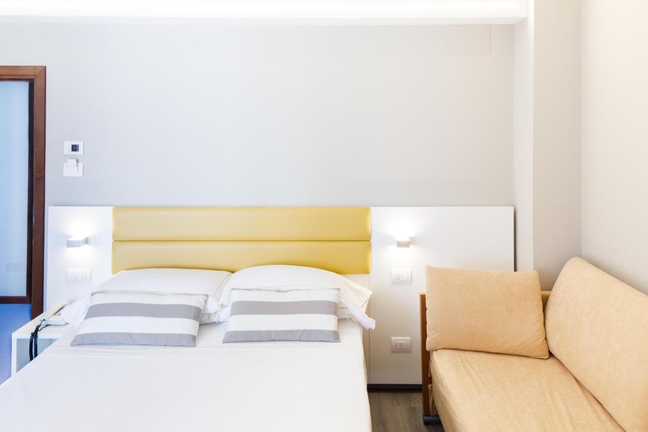 Una Hotels Imperial Beach Hotel Marotta Luaran gambar