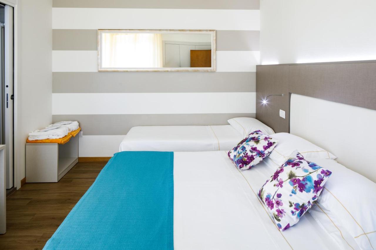 Una Hotels Imperial Beach Hotel Marotta Luaran gambar